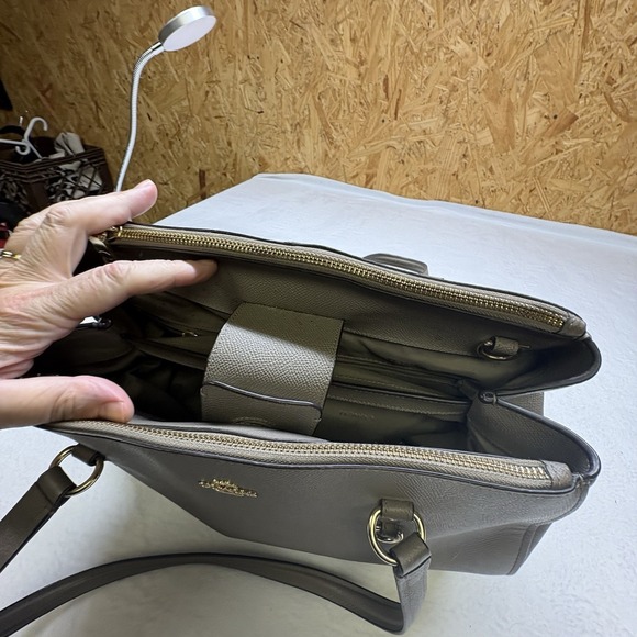 Coach Stanton Carryall, Grey Birch, Missing Shoulder Strap For Crossbody - Picture 6 of 14